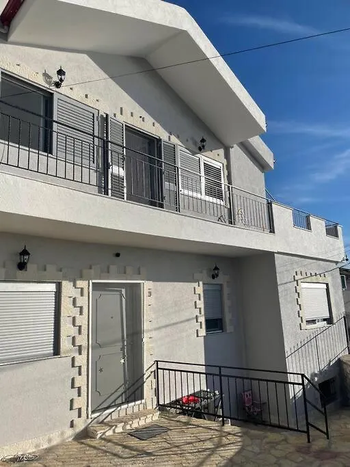 Vacation Villa In Piqeras